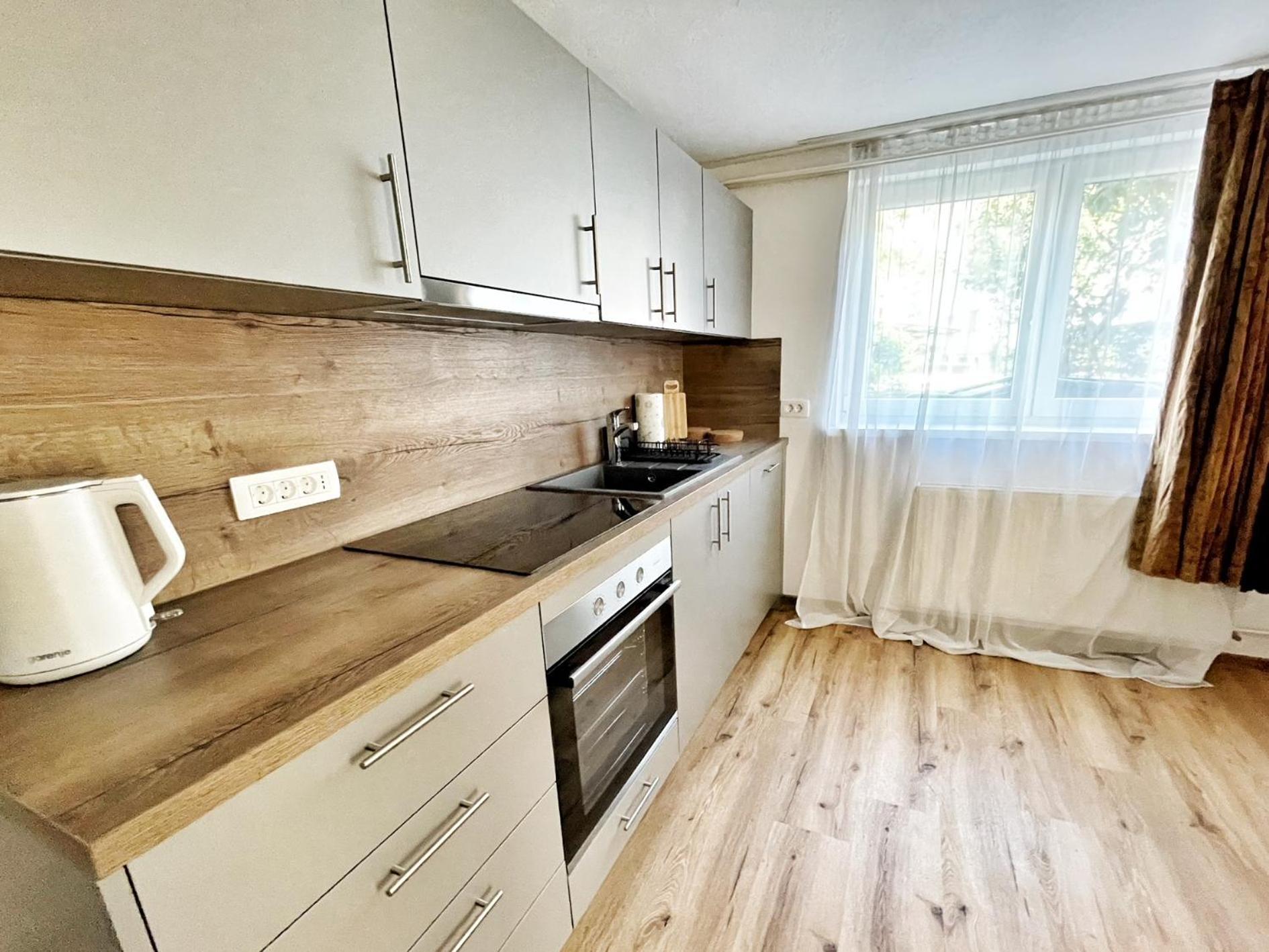 Papas Apartment Lesce  Εξωτερικό φωτογραφία