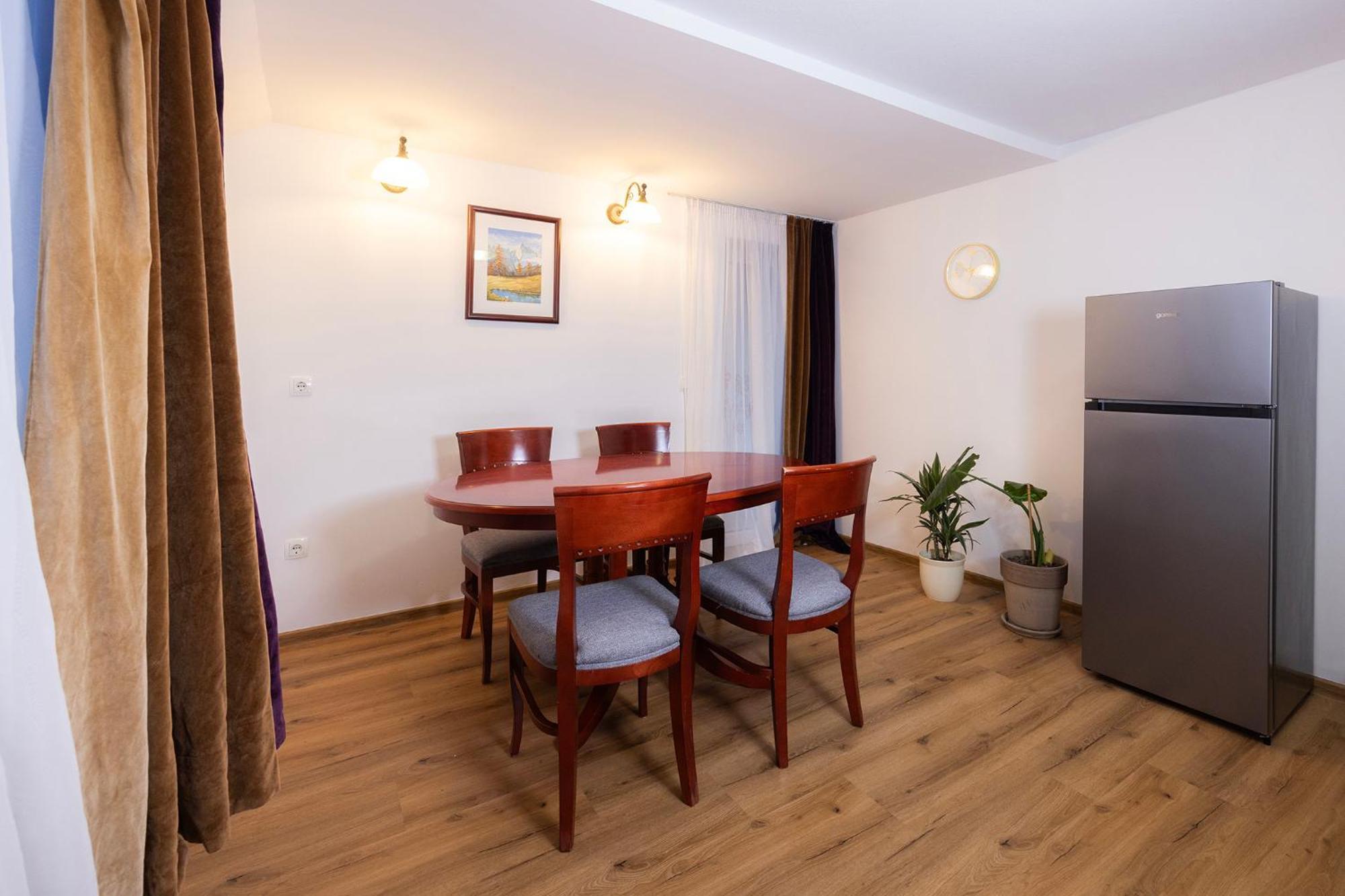 Papas Apartment Lesce  Εξωτερικό φωτογραφία