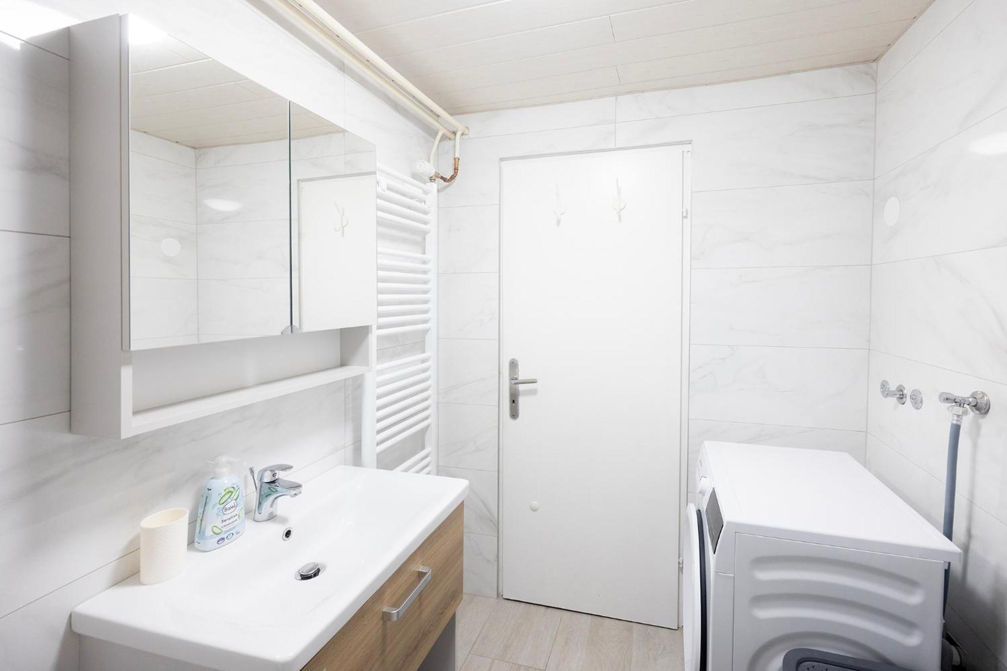 Papas Apartment Lesce  Εξωτερικό φωτογραφία
