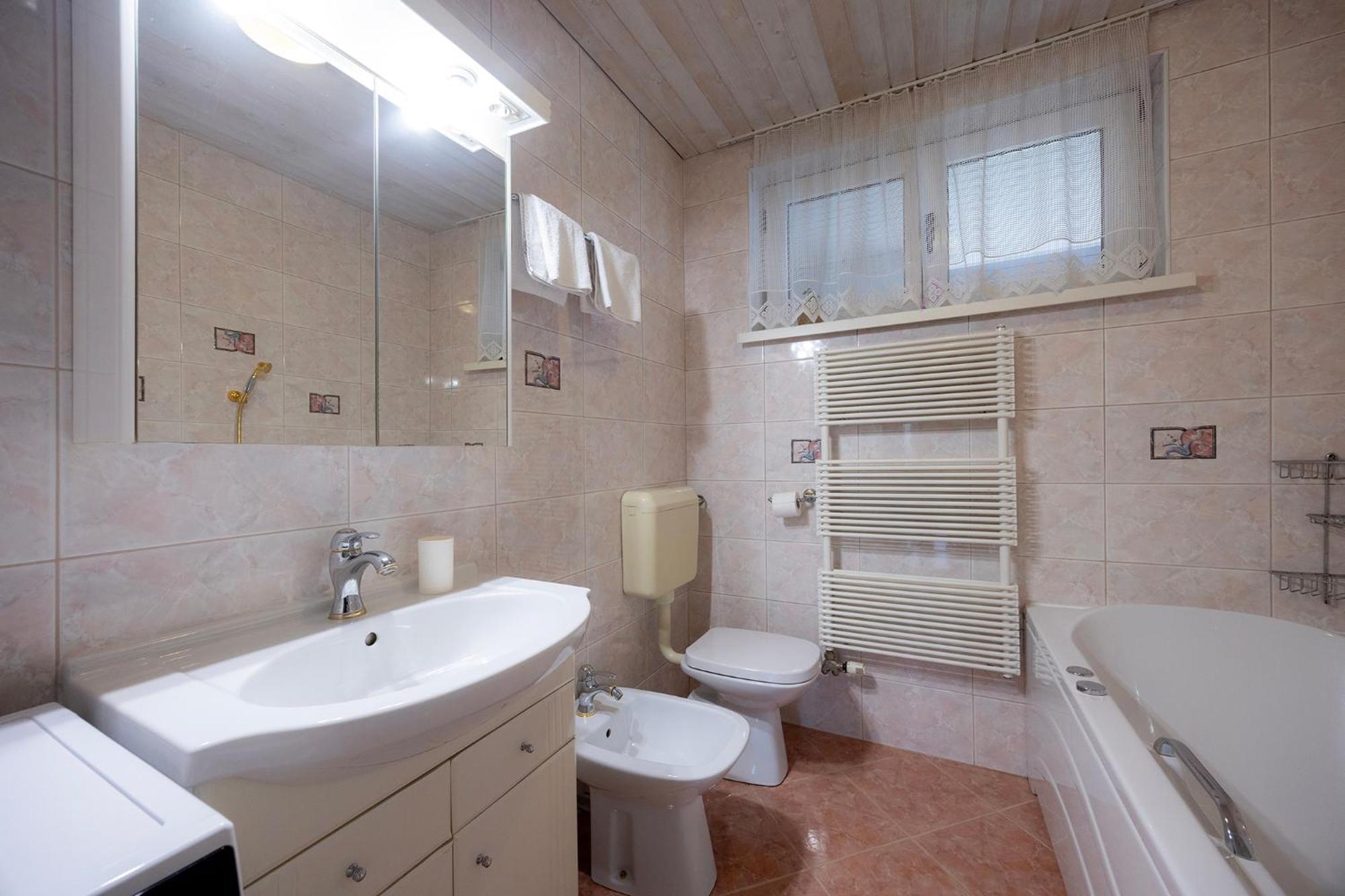 Papas Apartment Lesce  Εξωτερικό φωτογραφία